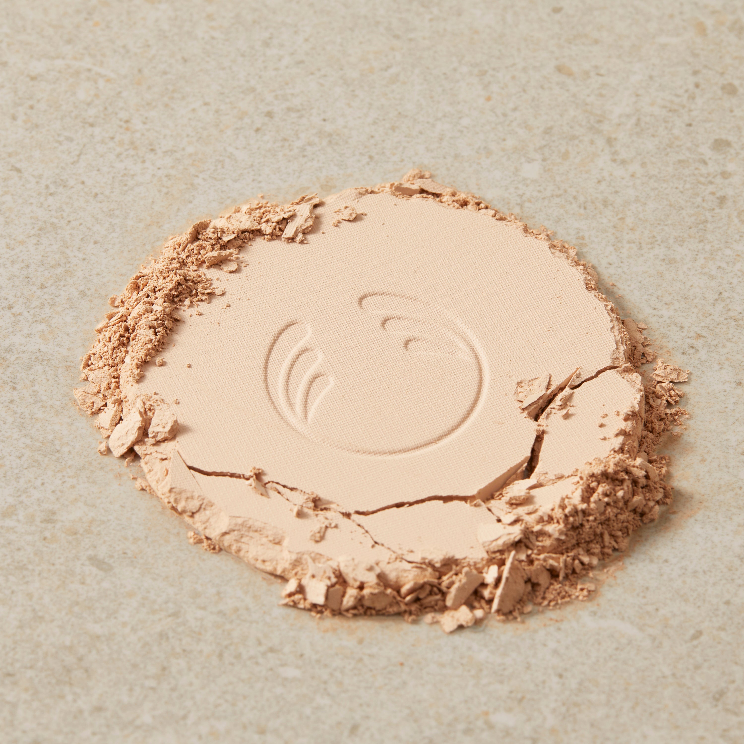 The Body Shop Tea Tree Face Base